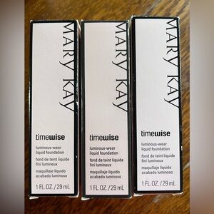 MARY KAY timewise luminous wear liquid foundation.